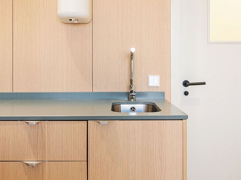 VETERIOS SALAS CON PANELADO