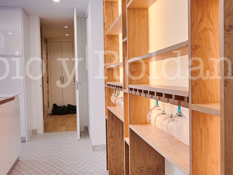 CARRIL CALEROS BOTELLERO 2