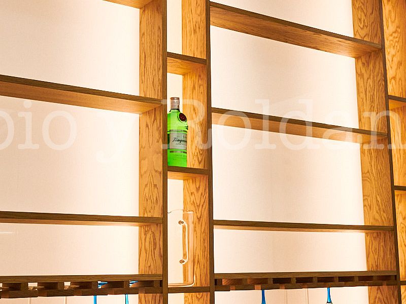 CARRIL CALEROS BOTELLERO MESA 2