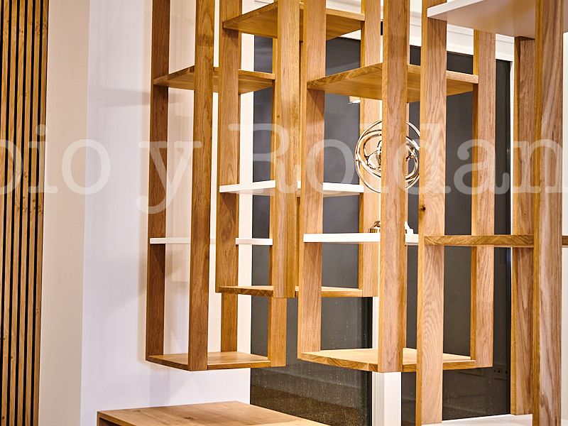 CARRIL CALEROS ESTANTES SALON 3