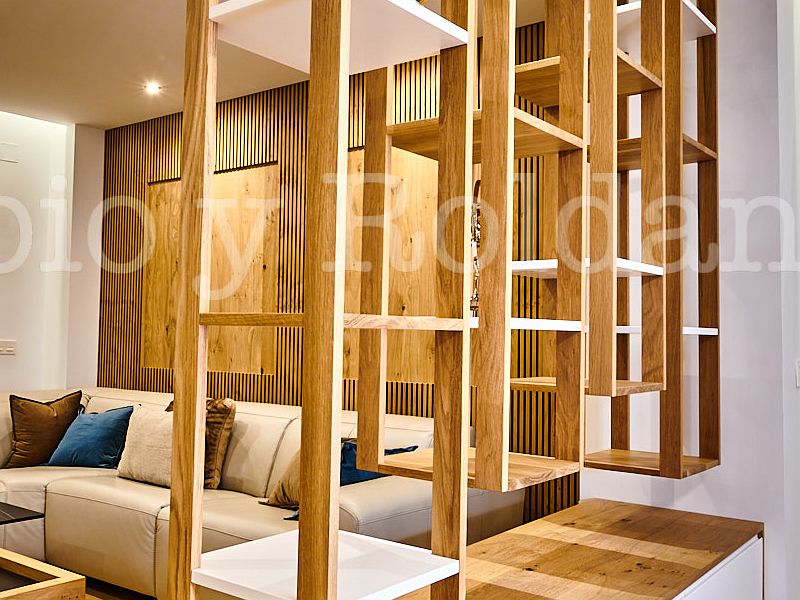 CARRIL CALEROS ESTANTES SALON 4