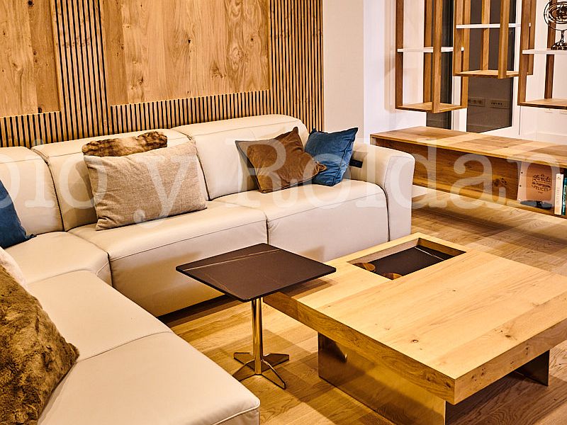 CARRIL CALEROS SOFA GENERAL SALON 1